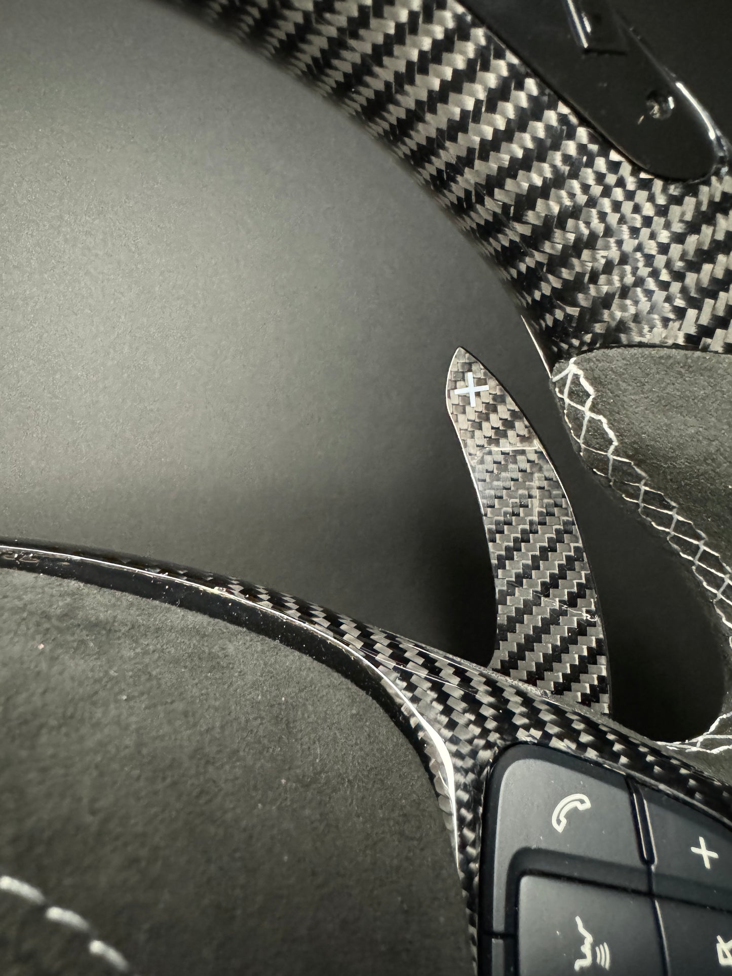 Volant sport Mercedes AMG Carbone (LED)