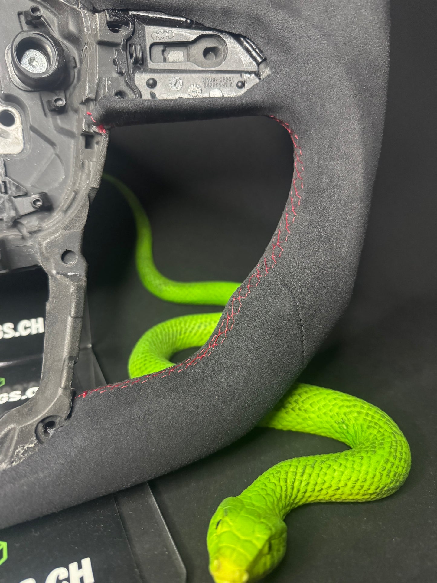 Volant sport Audi Alcantara