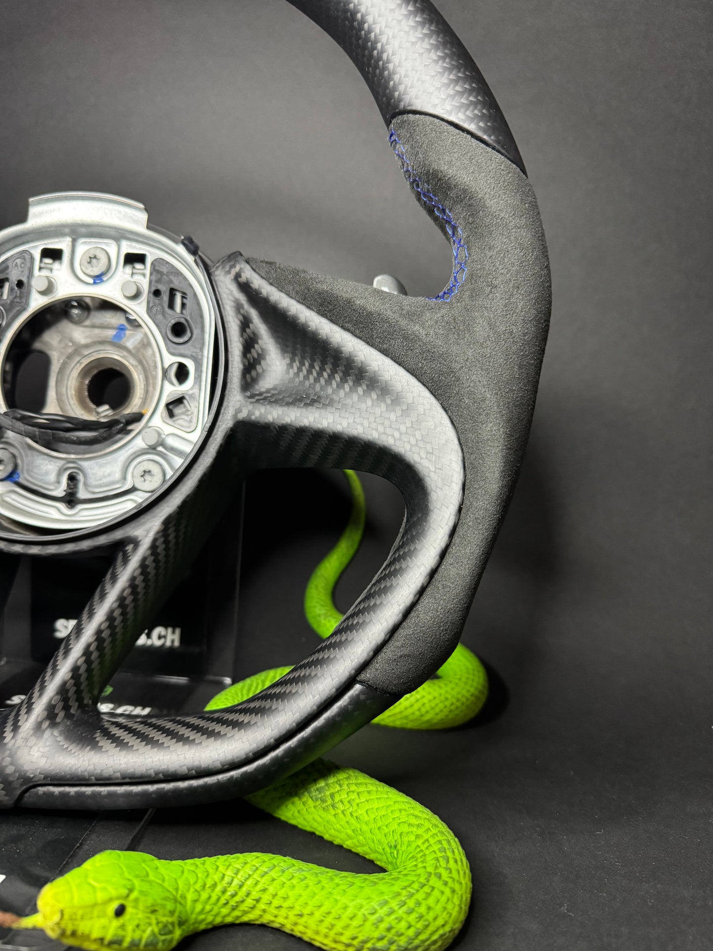 McLaren Sport Steering Wheel Carbon Matt