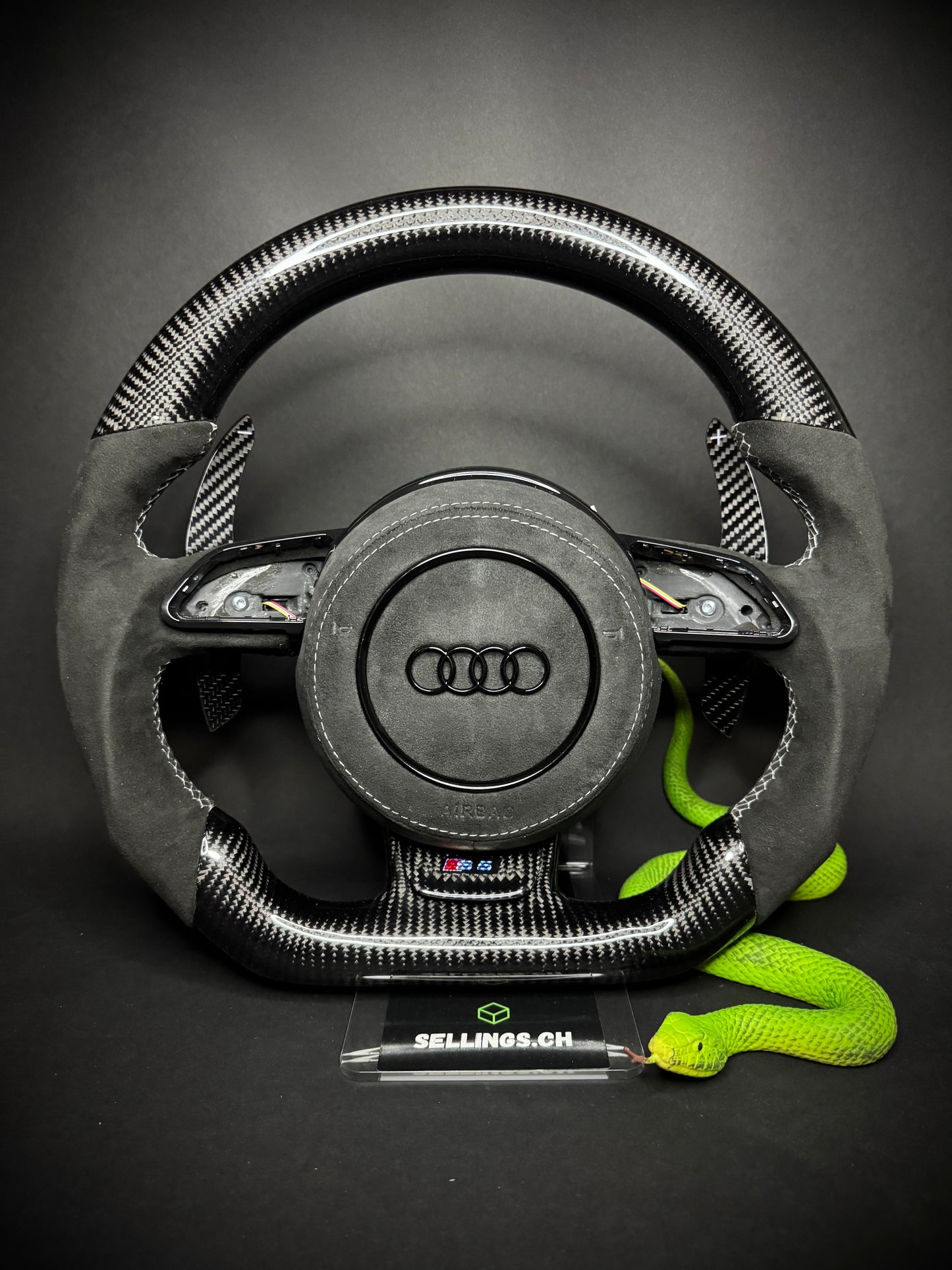 Volant sport Audi en carbone