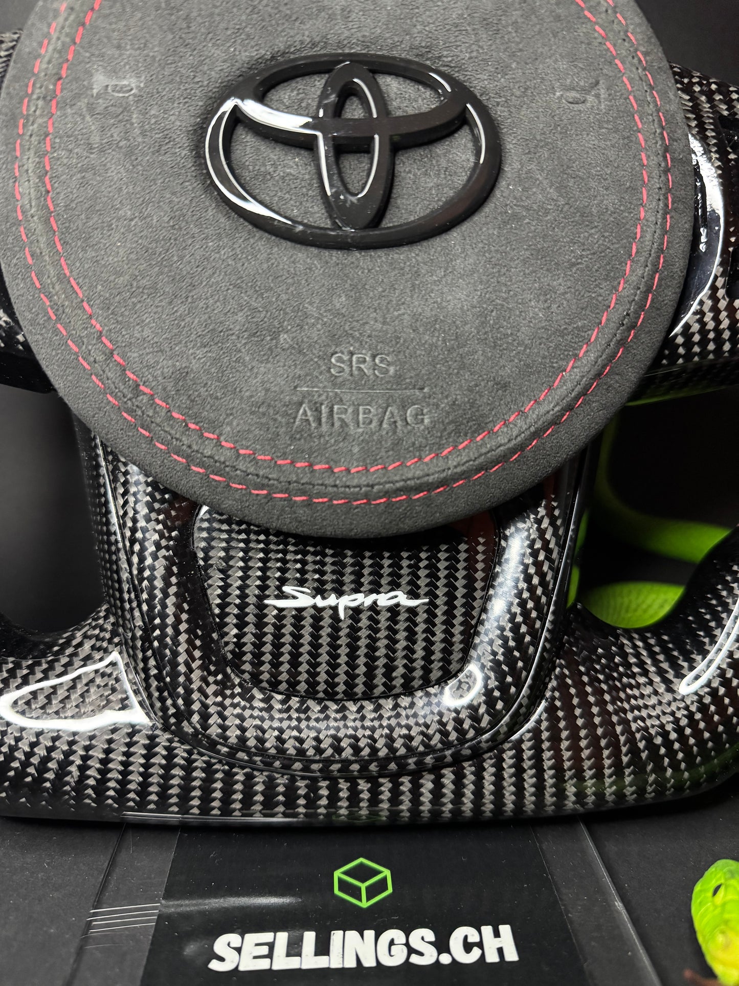 Volant sport Toyota Supra Carbone