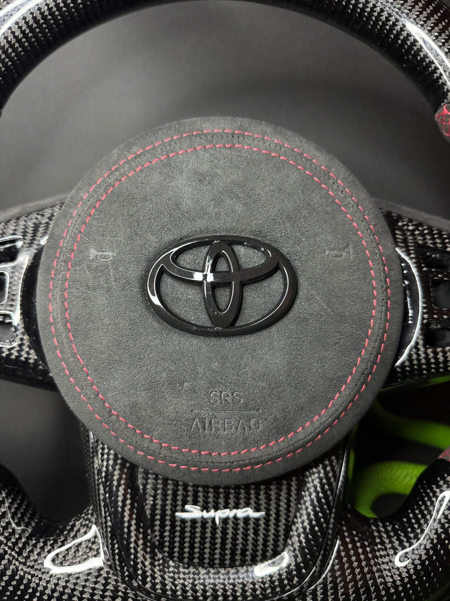 Volant sport Toyota Supra Carbone