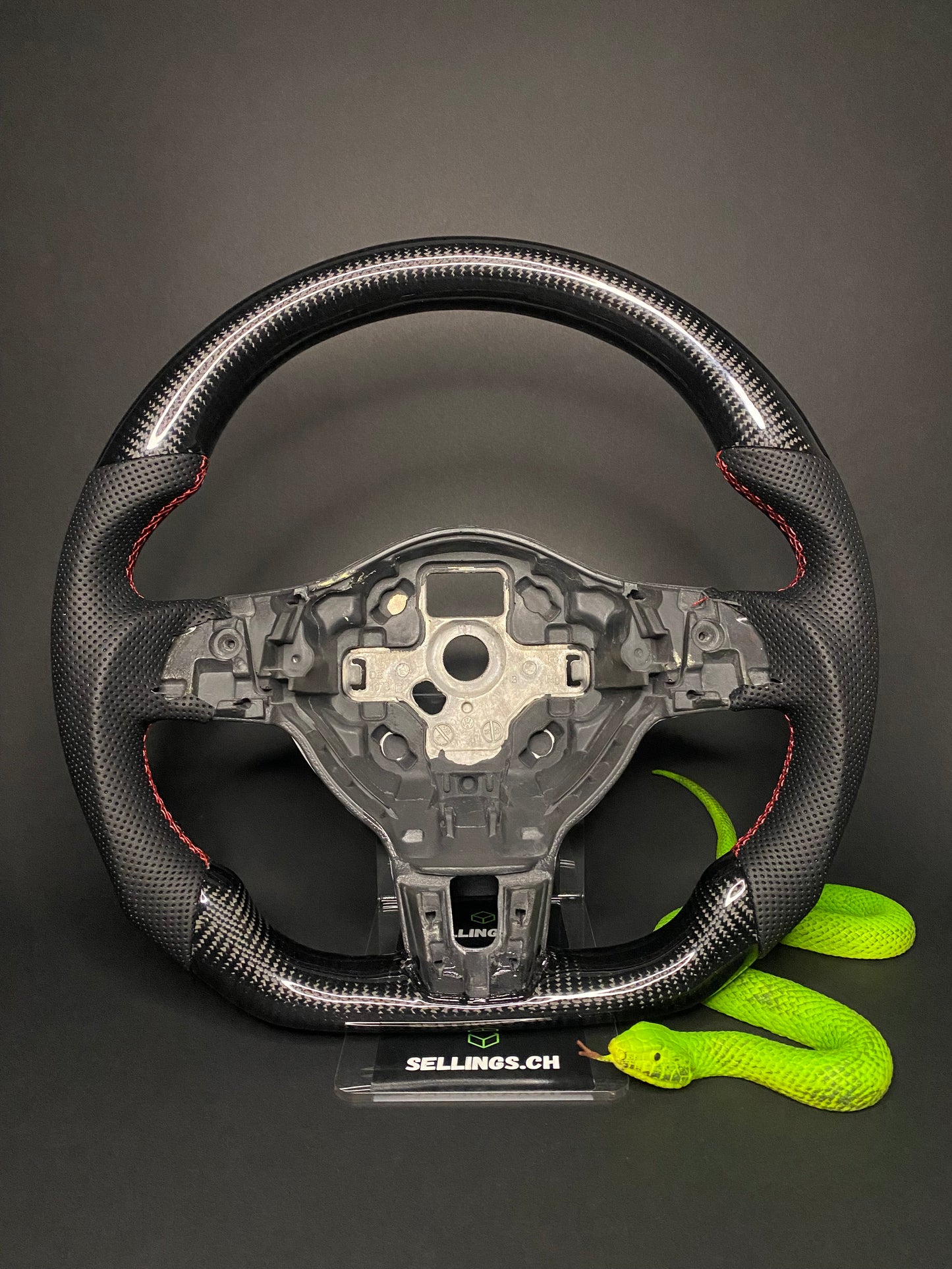 VW Golf 6 Sportlenkrad Carbon