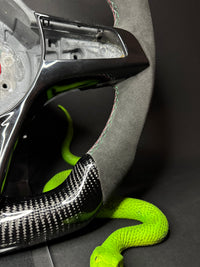 Volant sport Alfa Romeo en carbone (LED)