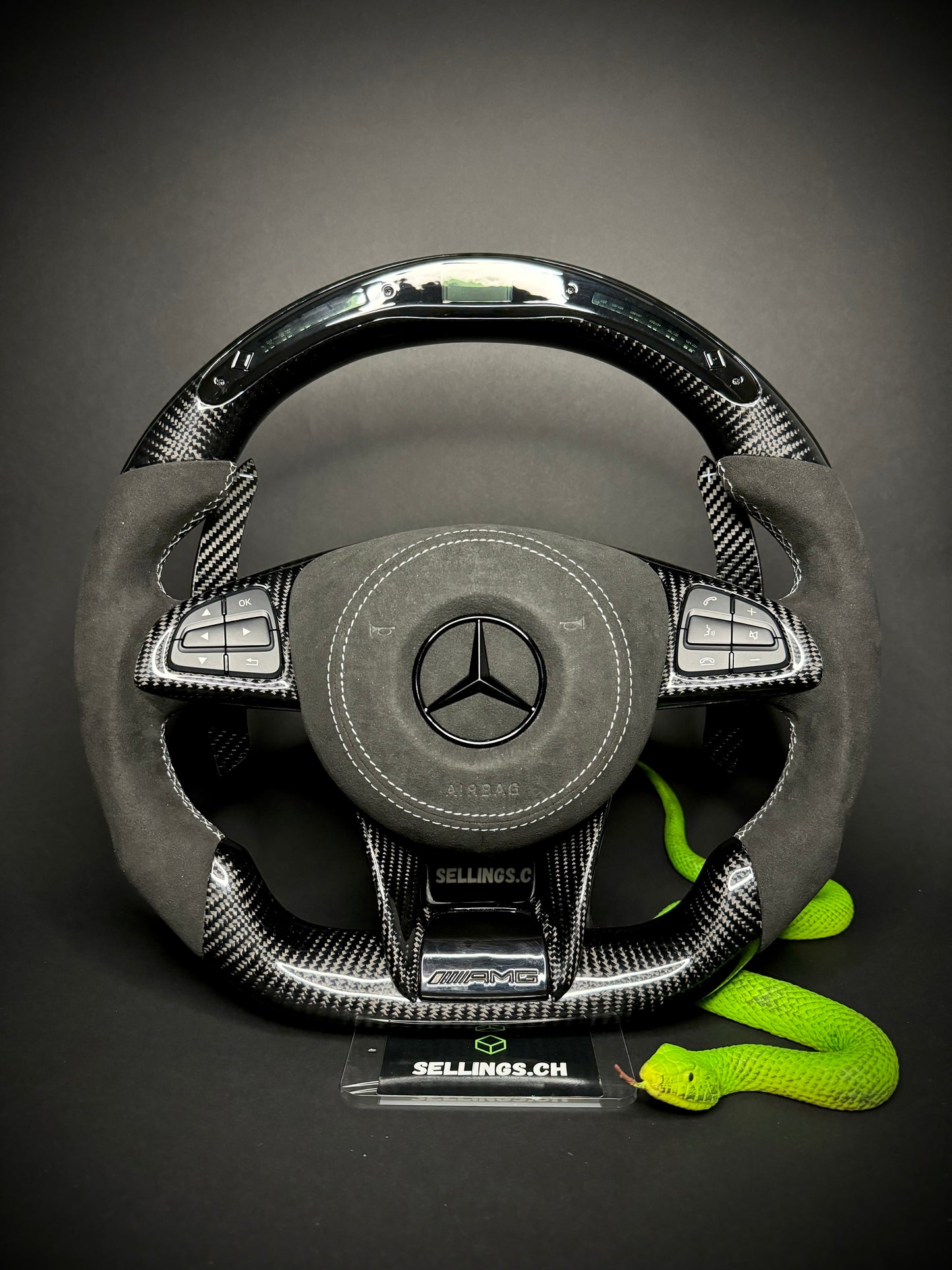 Volant sport Mercedes AMG Carbone (LED)