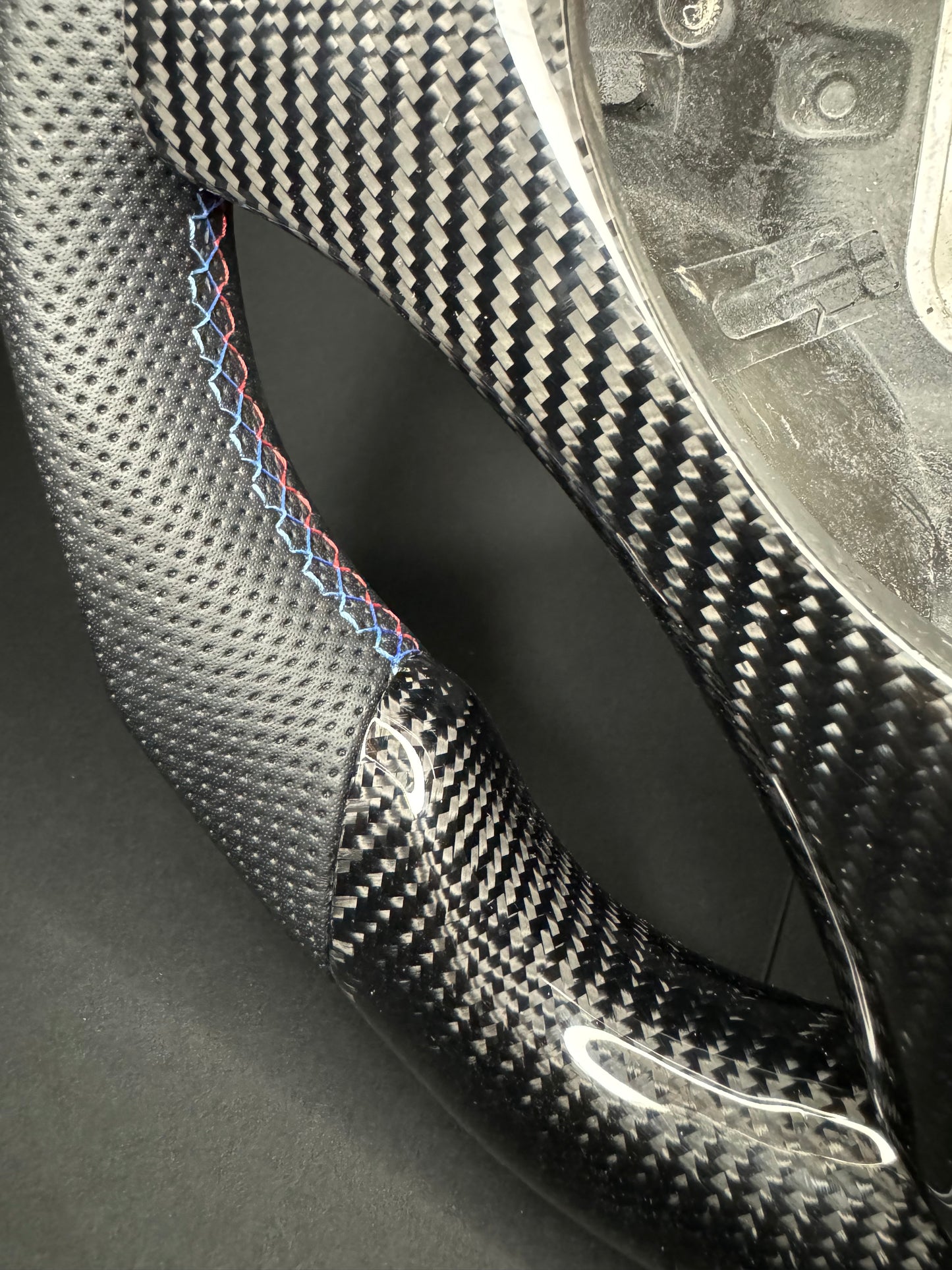 Volant sport BMW en carbone (LED) Série E