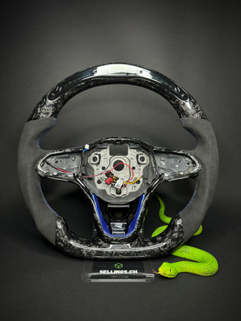 compare product VW Golf 8 Sportlenkrad Forged Carbon (LED)