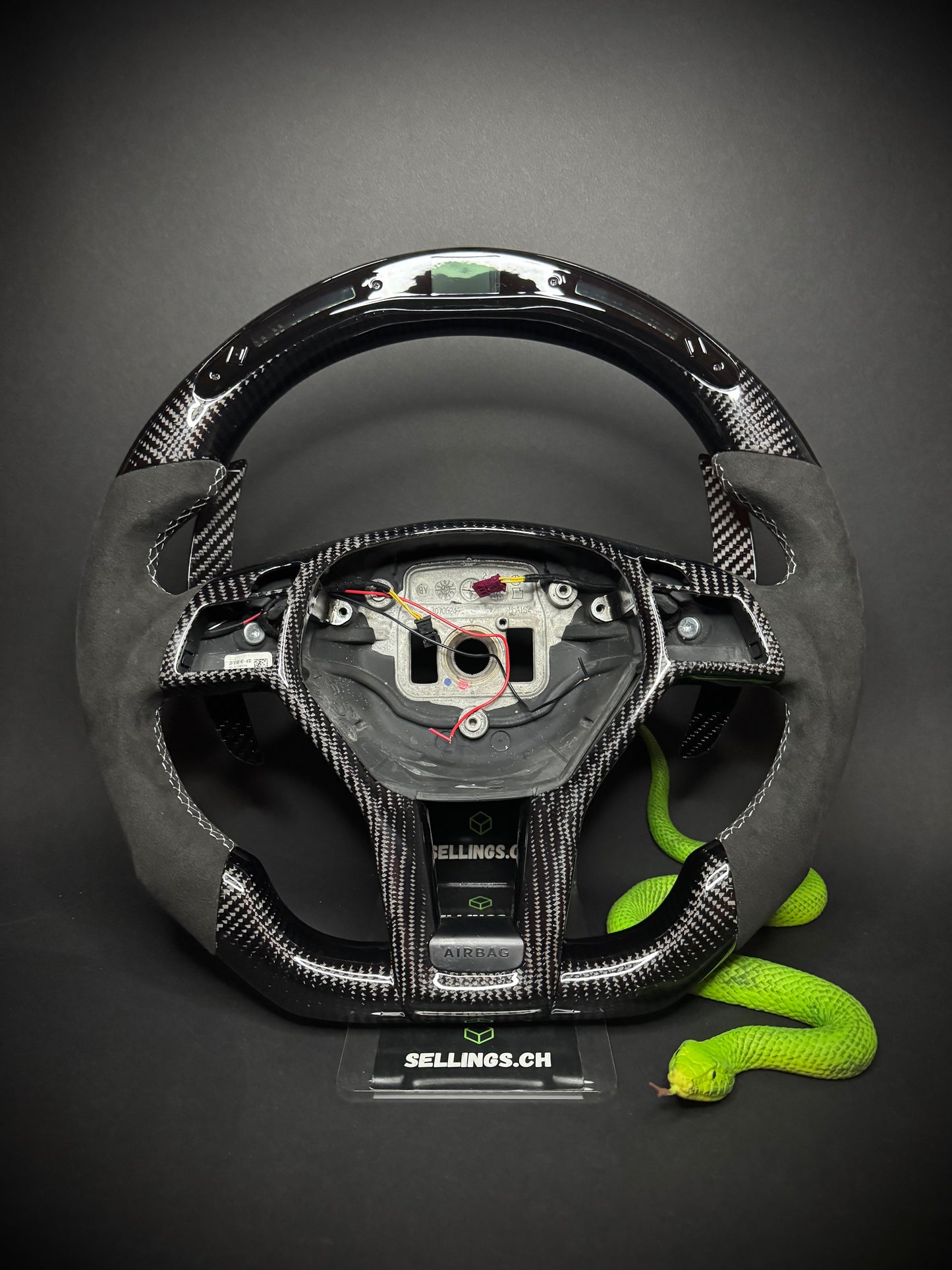 Volant sport Mercedes AMG Carbone (LED)