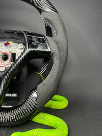 Volant sport Mercedes AMG Carbone (LED)