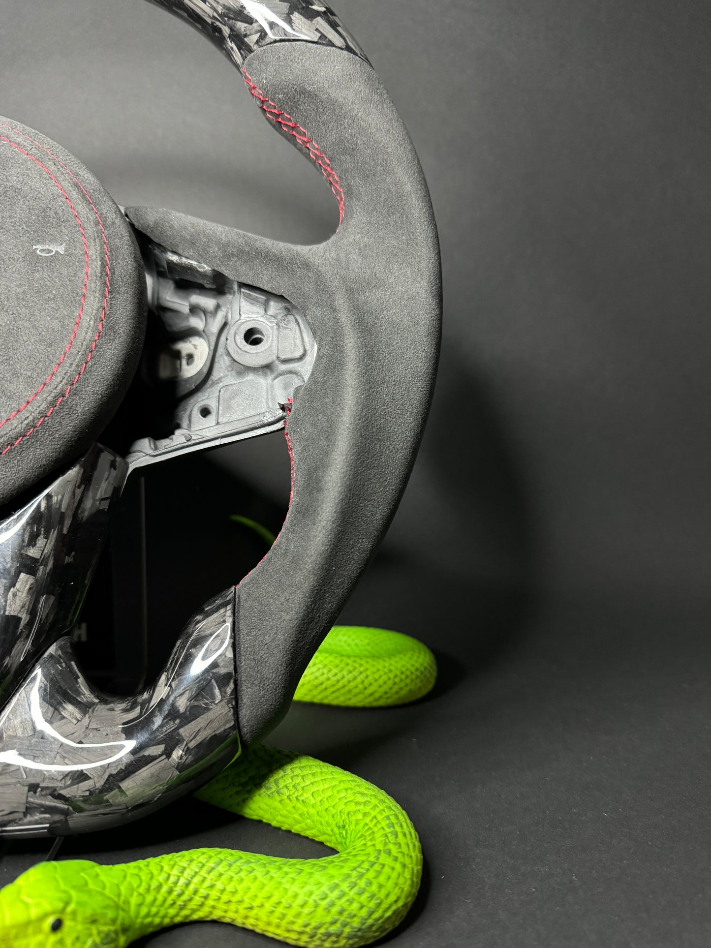 Volant Sport Toyota Supra Carbone forgé (LED)
