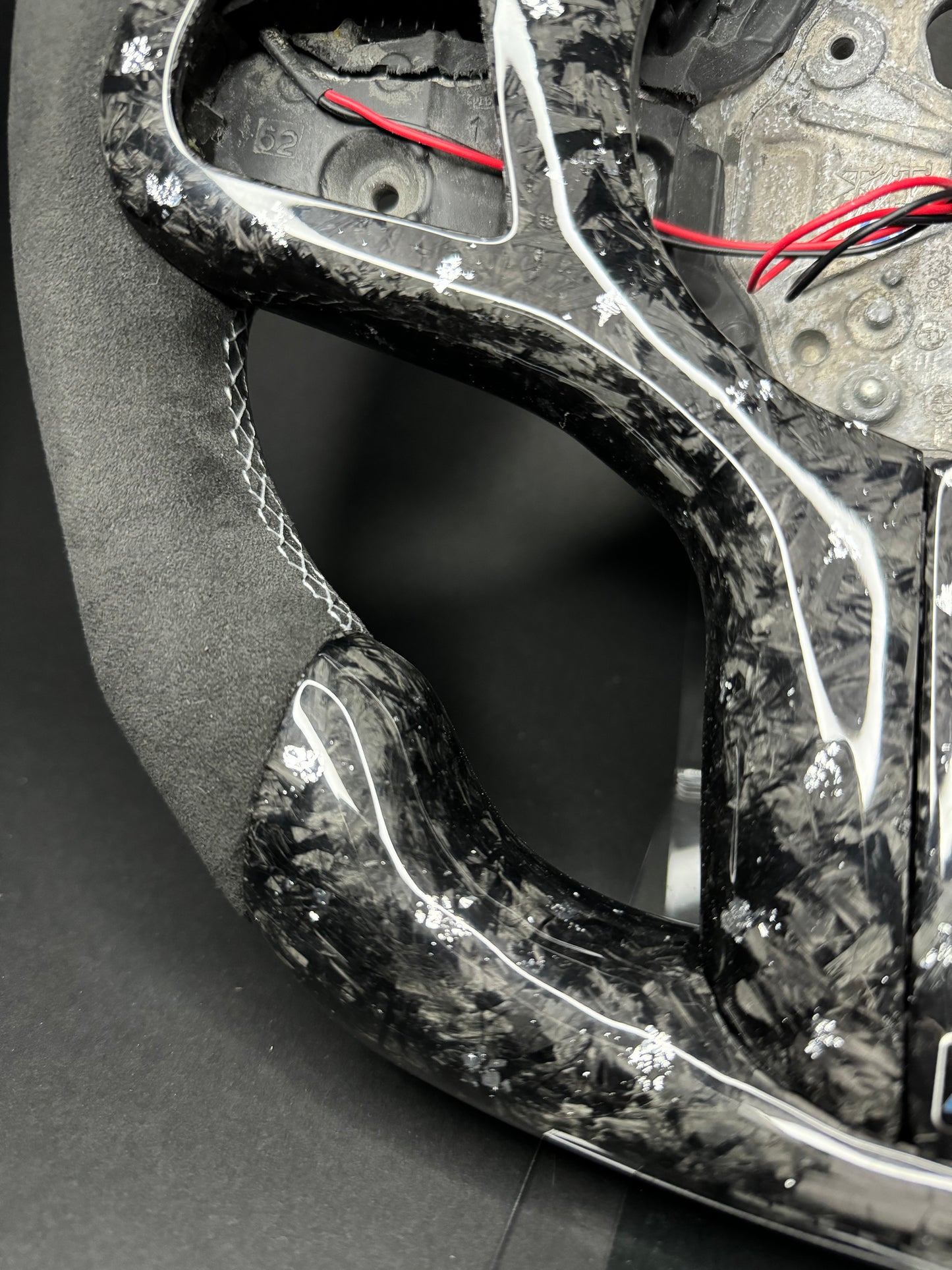 BMW Sportlenkrad Forged Carbon Farbsplitter (LED) G-Serie