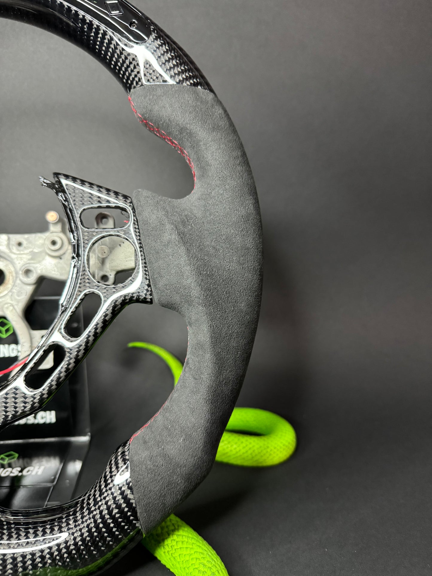 Volant sport en carbone Nissan GTR (LED)