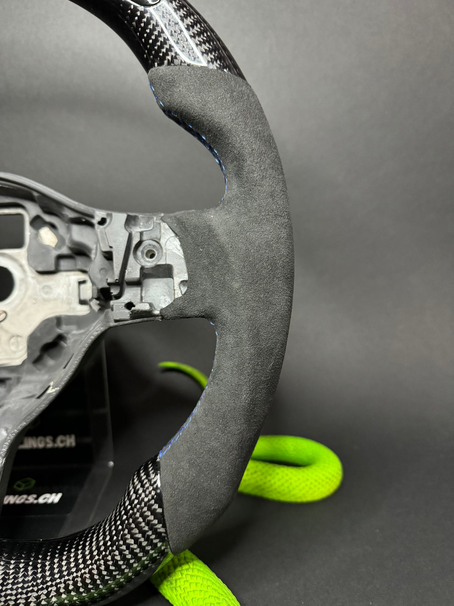 VW Golf 6 Sportlenkrad Carbon (LED)