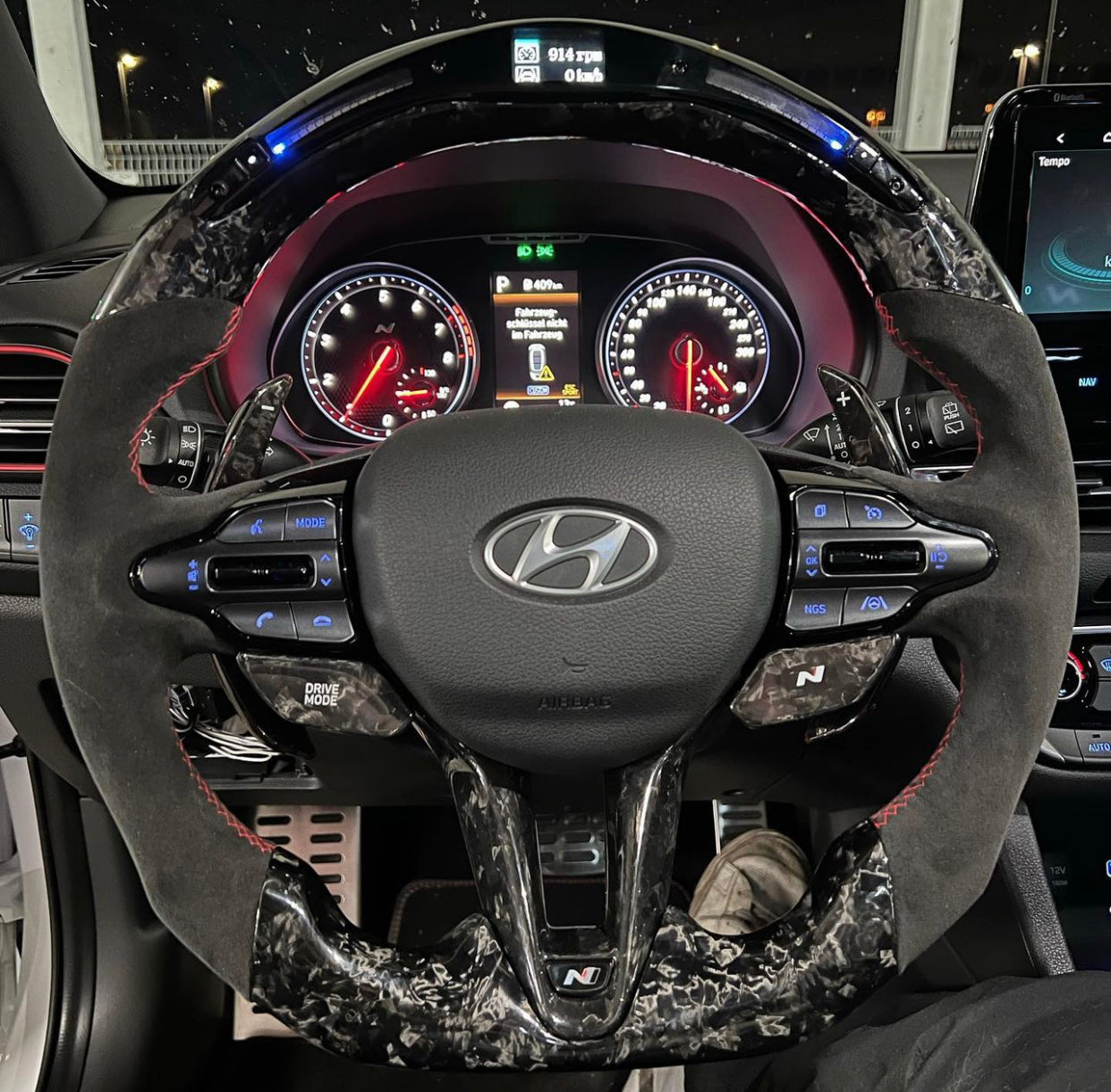 Volant sport Hyundai carbone forgé (LED)