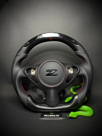 compare product Nissan 370z Volant Sport Carbone (LED)