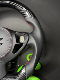 Nissan 370z Volant Sport Carbone (LED)