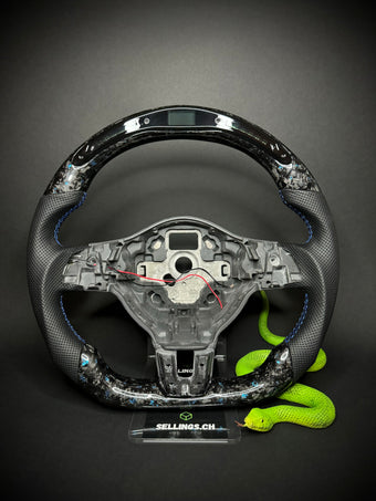 compare product VW Golf 6 Sportlenkrad Forged Carbon Farbsplitter (LED)