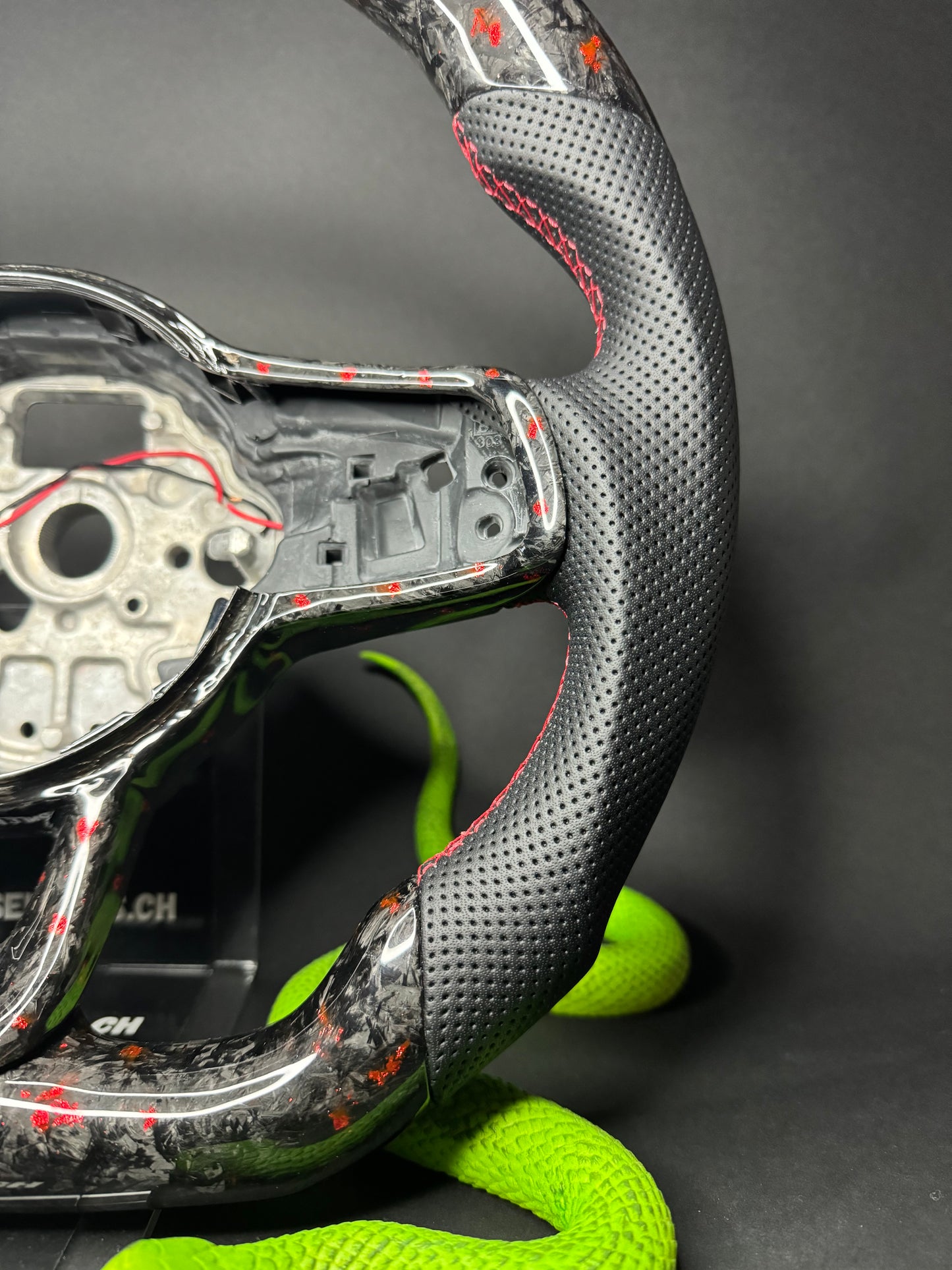 VW Golf 7/7.5 Sports Steering Wheel Forged Carbon Color Splitter (LED)