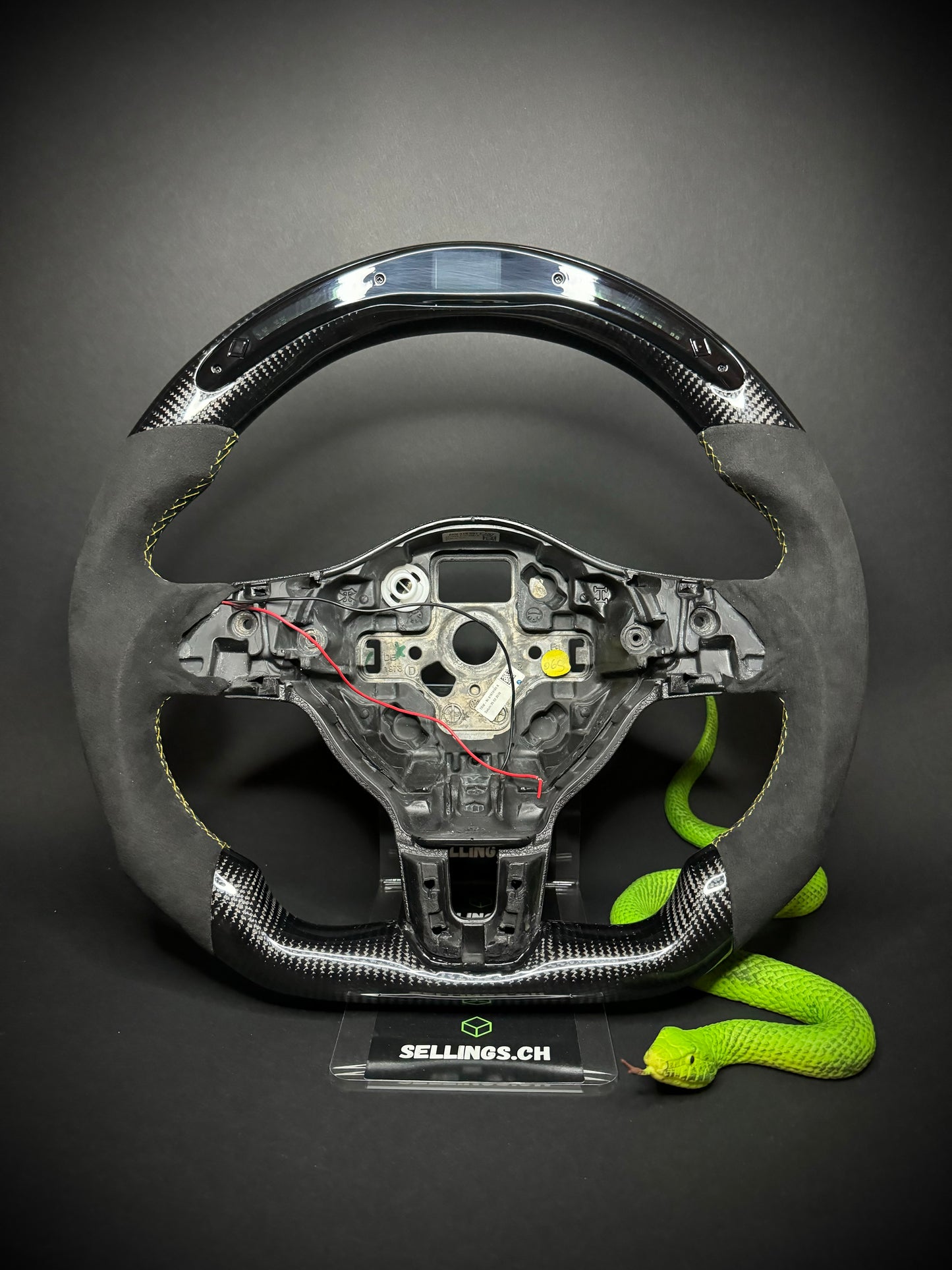 VW Golf 6 Sportlenkrad Carbon (LED)