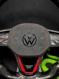 VW Golf 8 Sportlenkrad Carbon (LED)