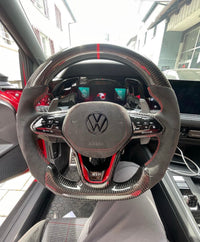 VW Golf 8 Volant sport en carbone