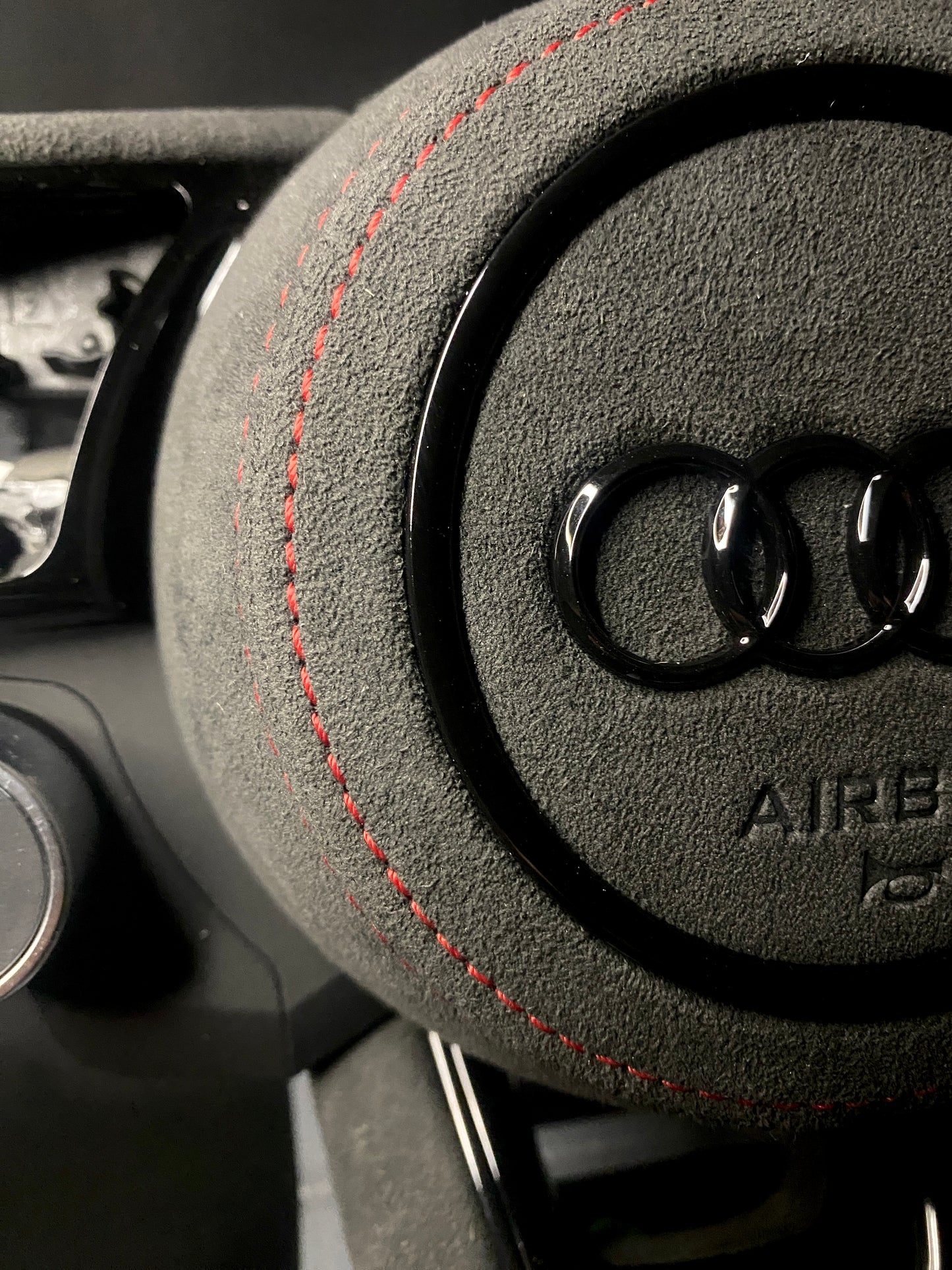 Volant sport Audi Alcantara (LED)
