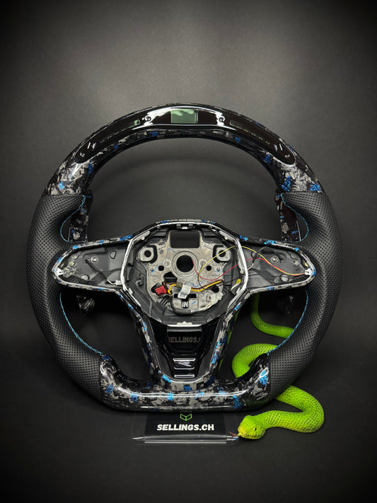 VW Golf 8 Sportlenkrad Forged Carbon Farbsplitter (LED)