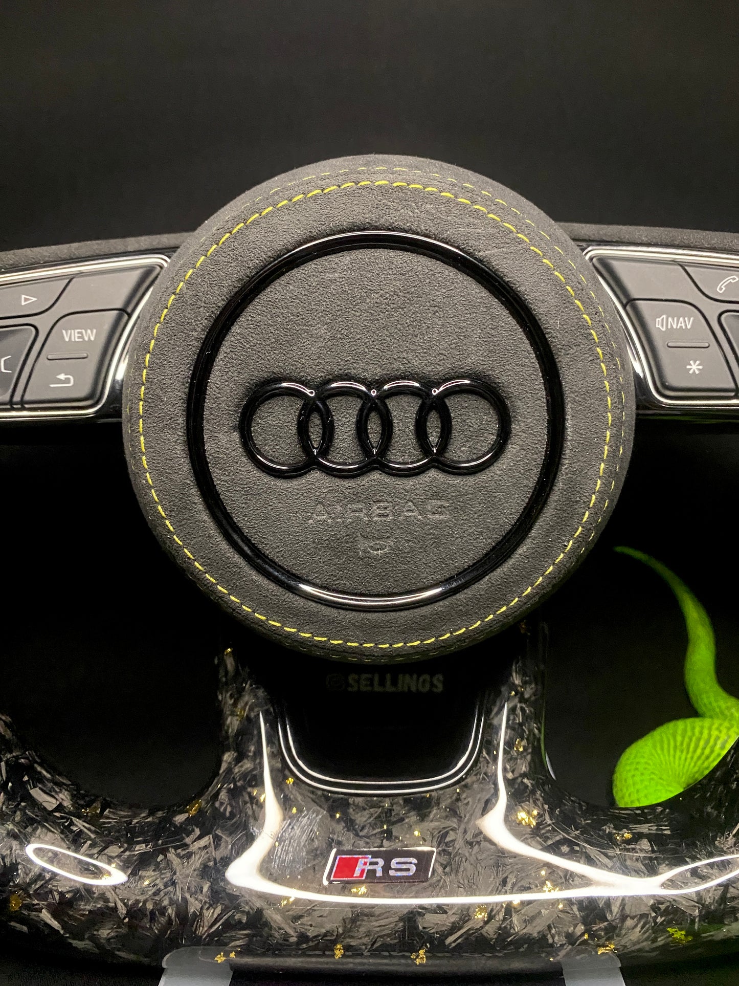Audi Sportlenkrad Forged Carbon Farbsplitter (LED)