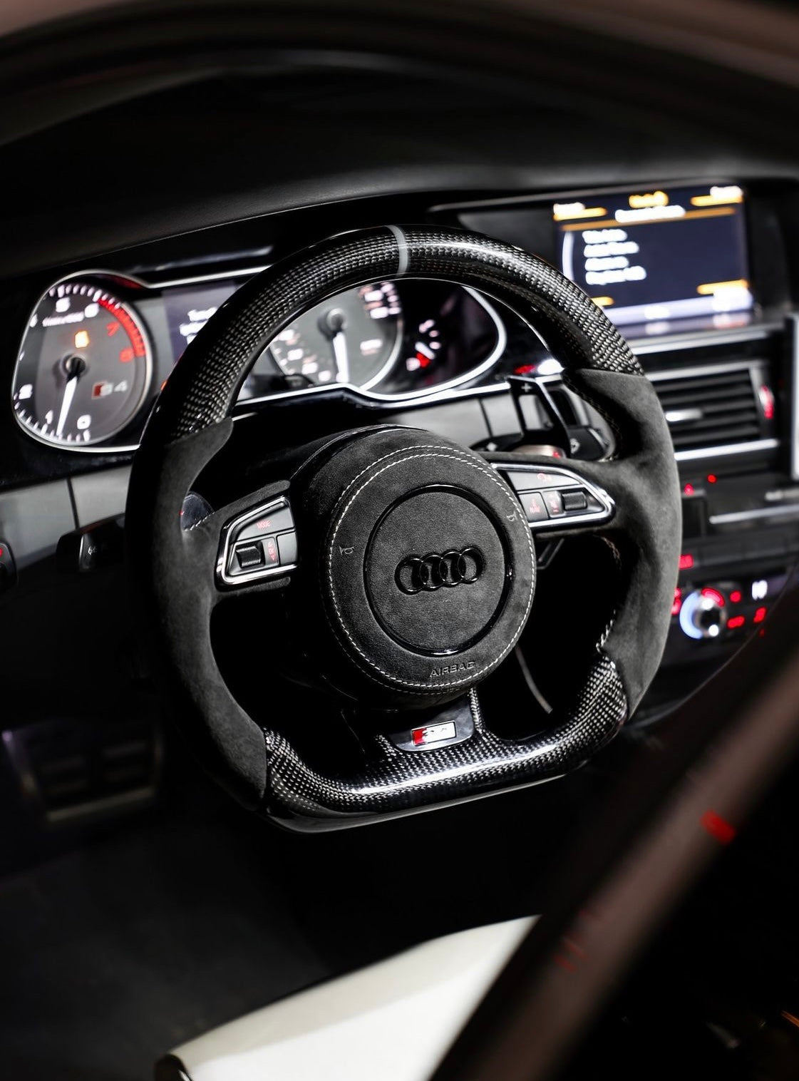 Volant sport Audi en carbone