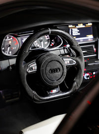 Volant sport Audi en carbone