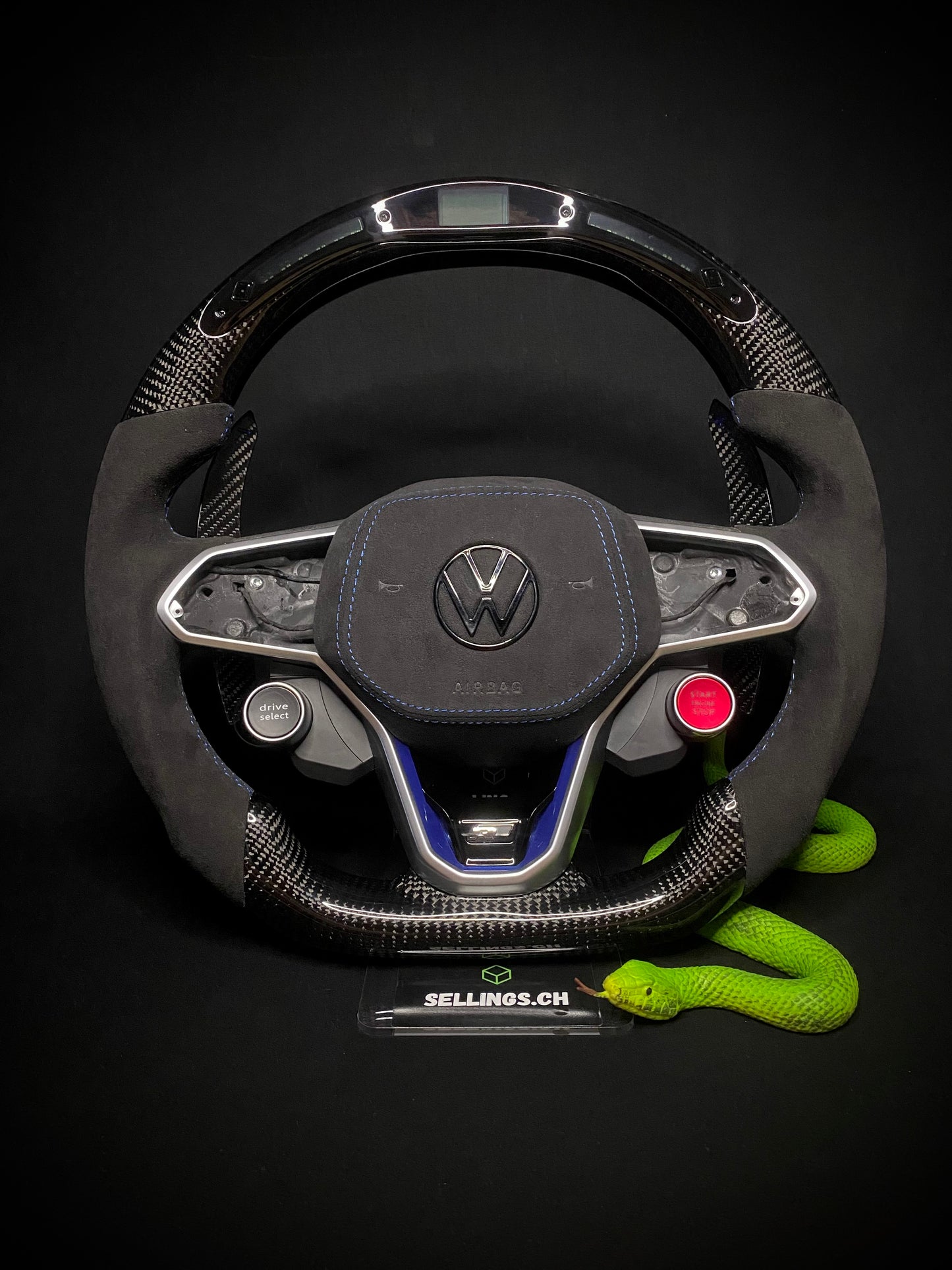 VW Golf 8 Sportlenkrad Carbon R8 (LED)