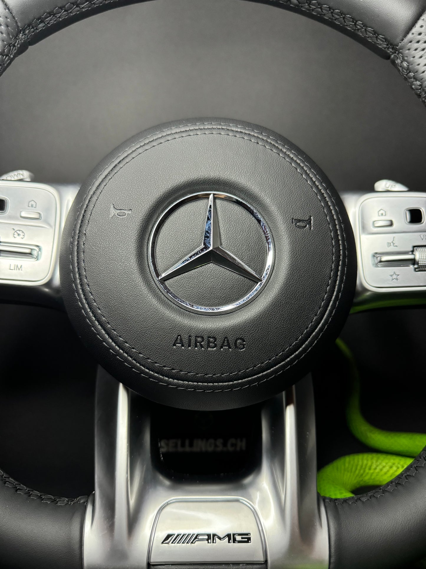 Volant sport Mercedes AMG (mise à niveau Facelift)