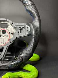 VW Golf 7/7.5 Sportlenkrad Forged Carbon Farbsplitter (LED)