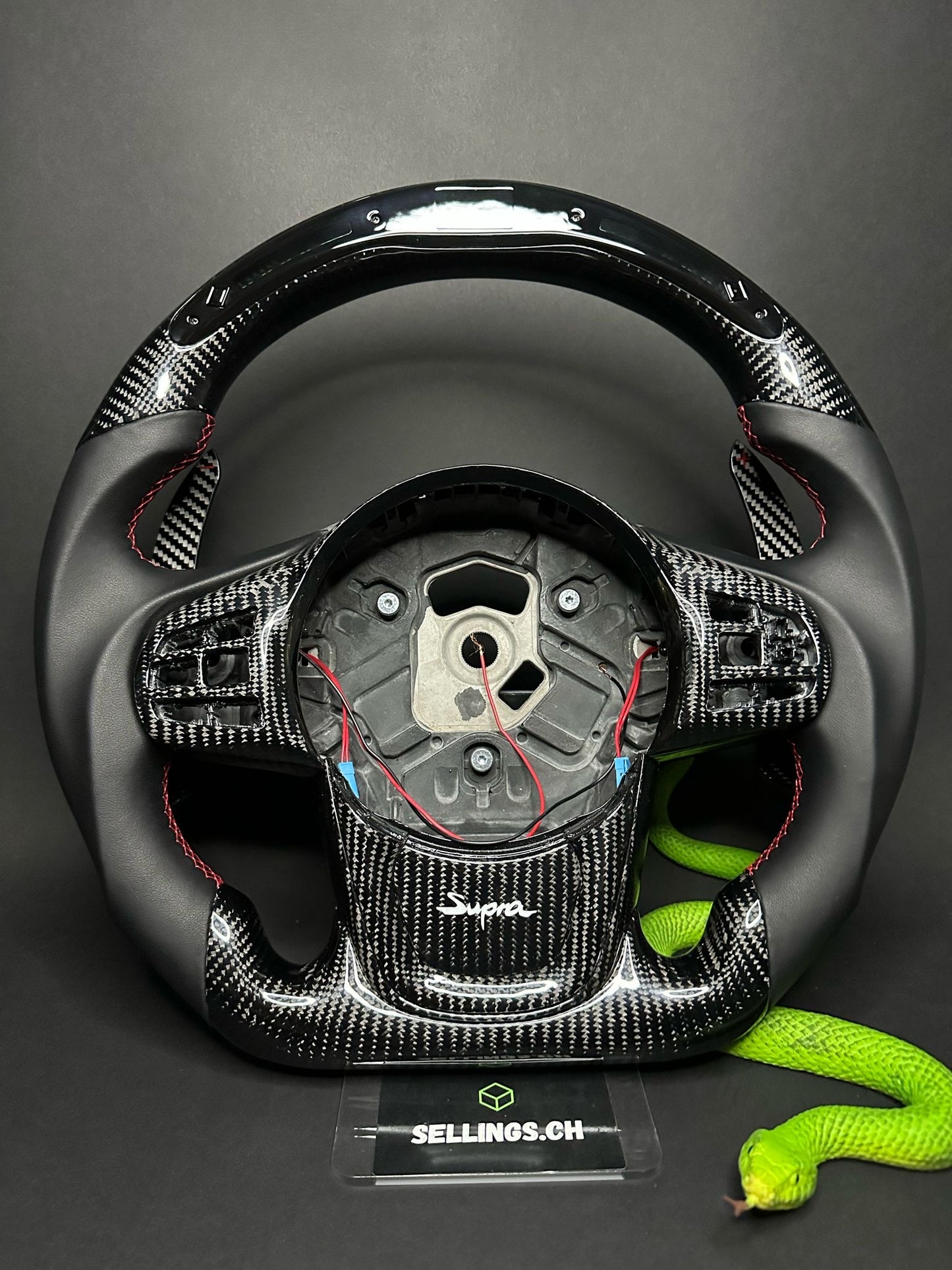 Volant sport Toyota Supra Carbone (LED)