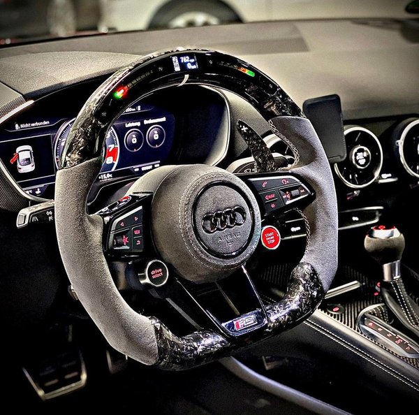 Audi R8 Sportlenkrad Forged Carbon LED Upgrade